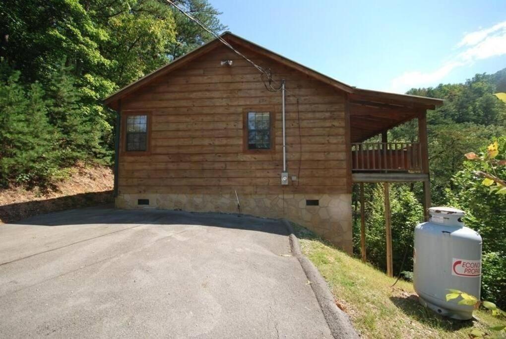 Little Cabin All To Yourself Sevierville Eksteriør billede