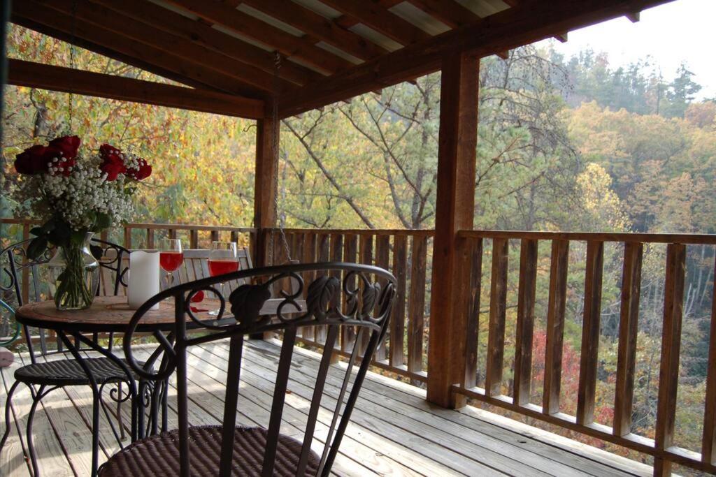 Little Cabin All To Yourself Sevierville Eksteriør billede