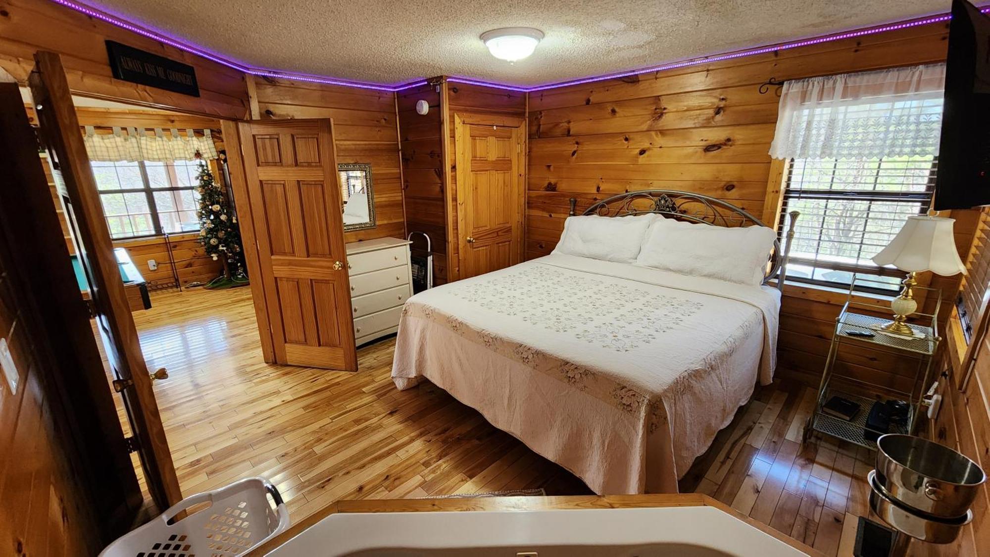 Little Cabin All To Yourself Sevierville Eksteriør billede